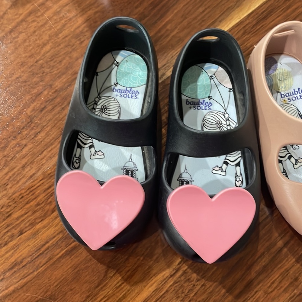 3 pairs of Baubles and Soles Mary Janes - Picture 3 of 13
